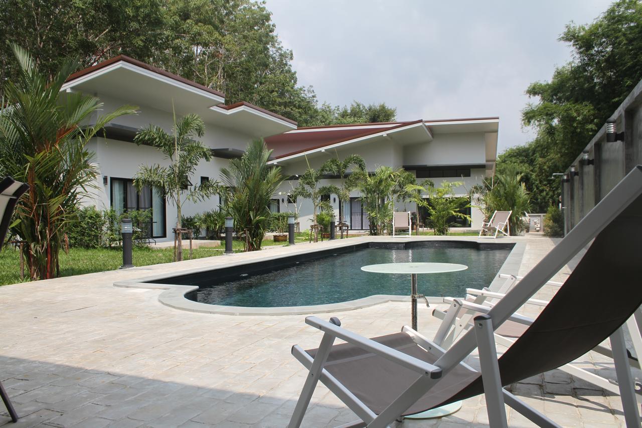 Medithairean Guesthouse Ao Nang エクステリア 写真