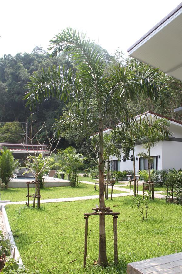 Medithairean Guesthouse Ao Nang エクステリア 写真