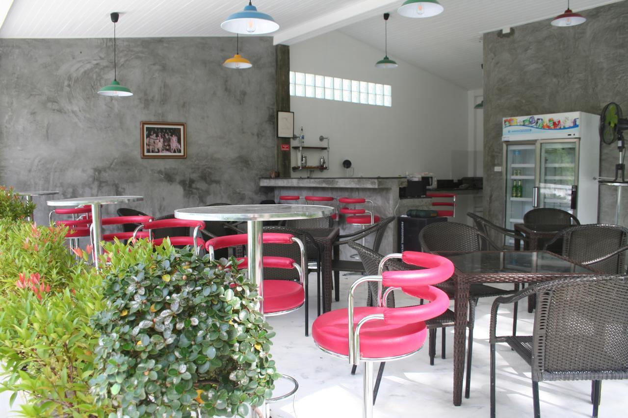 Medithairean Guesthouse Ao Nang エクステリア 写真